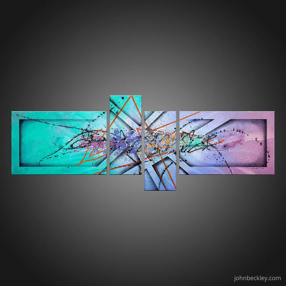 Vue d’ensemble de la peinture abstraite en quatre panneaux, du turquoise au violet sur fond gris neutre. — Mox, John Beckley