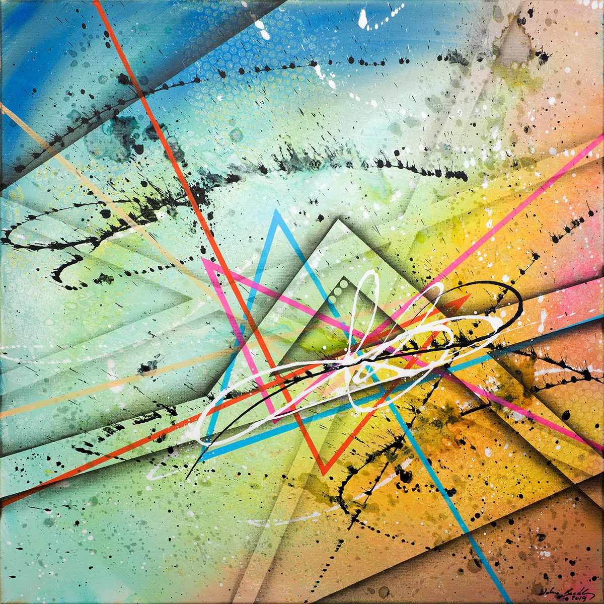 Peinture abstraite carrée avec lignes colorées, triangles superposés et éclaboussures noires sur fond dégradé bleu, vert, jaune et orange. — Andromede, John Beckley
