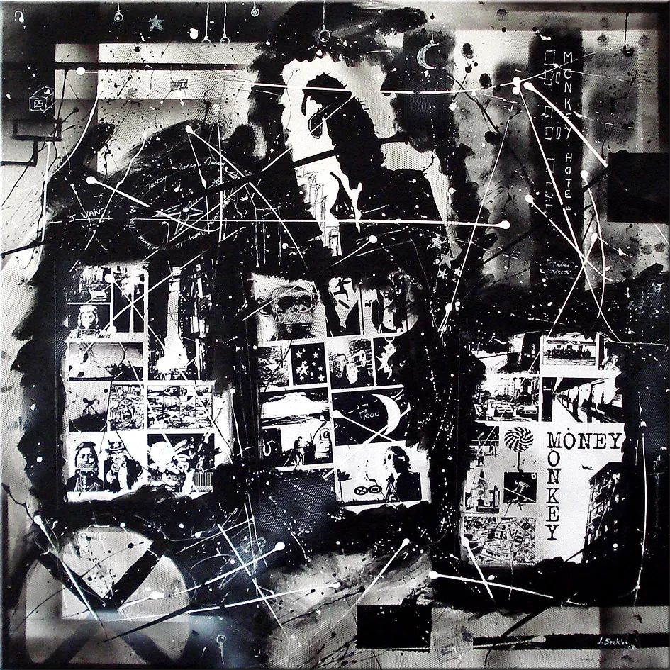 Peinture abstraite en noir et blanc mêlant collages photographiques, textes Money Monkey et éclaboussures de peinture formant un ensemble urbain dense. — Money Monkey - Tirage d'Art - Signé / Numéroté, John Beckley